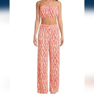 Two-piece colorful pant set.